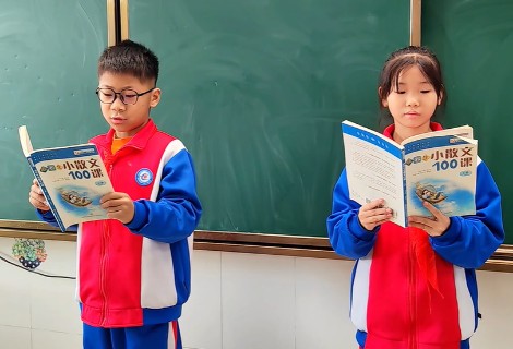 东营丽景小学三年级五班晨读视频